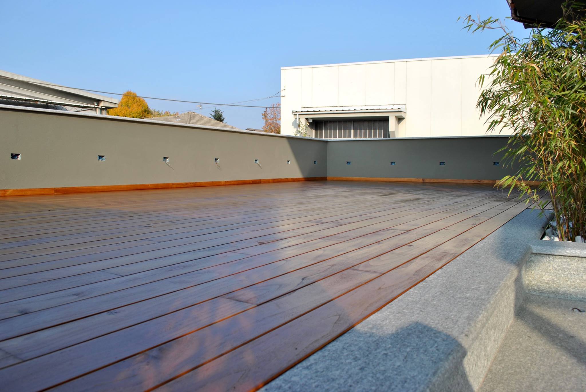 Pavimenti e rivestimenti in Teak